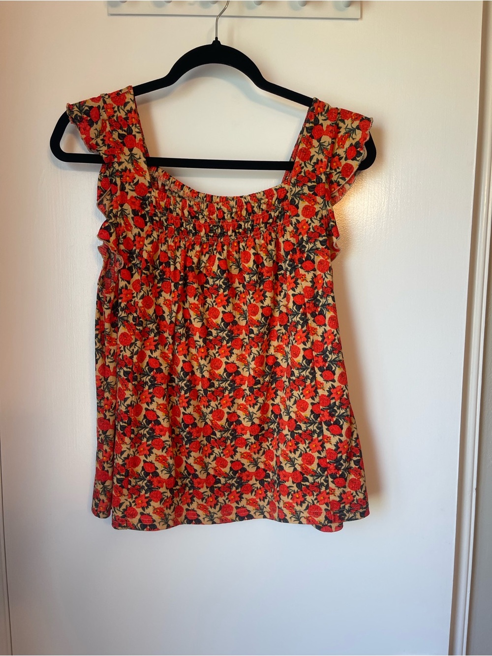 Melloday Floral Smocked Square-Neck Tank Top - Red Floral L